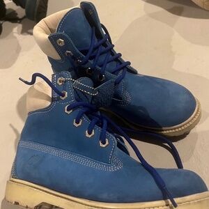 Royal Blue Timberland Boots Women’s Size 7.5